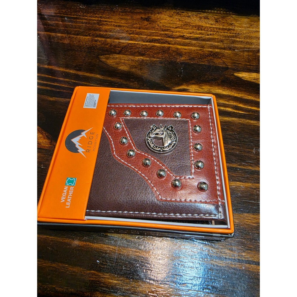 Ridge Mountain Mens Brown Vegan Leather Western Studded Horse Bifold Wallet NIB